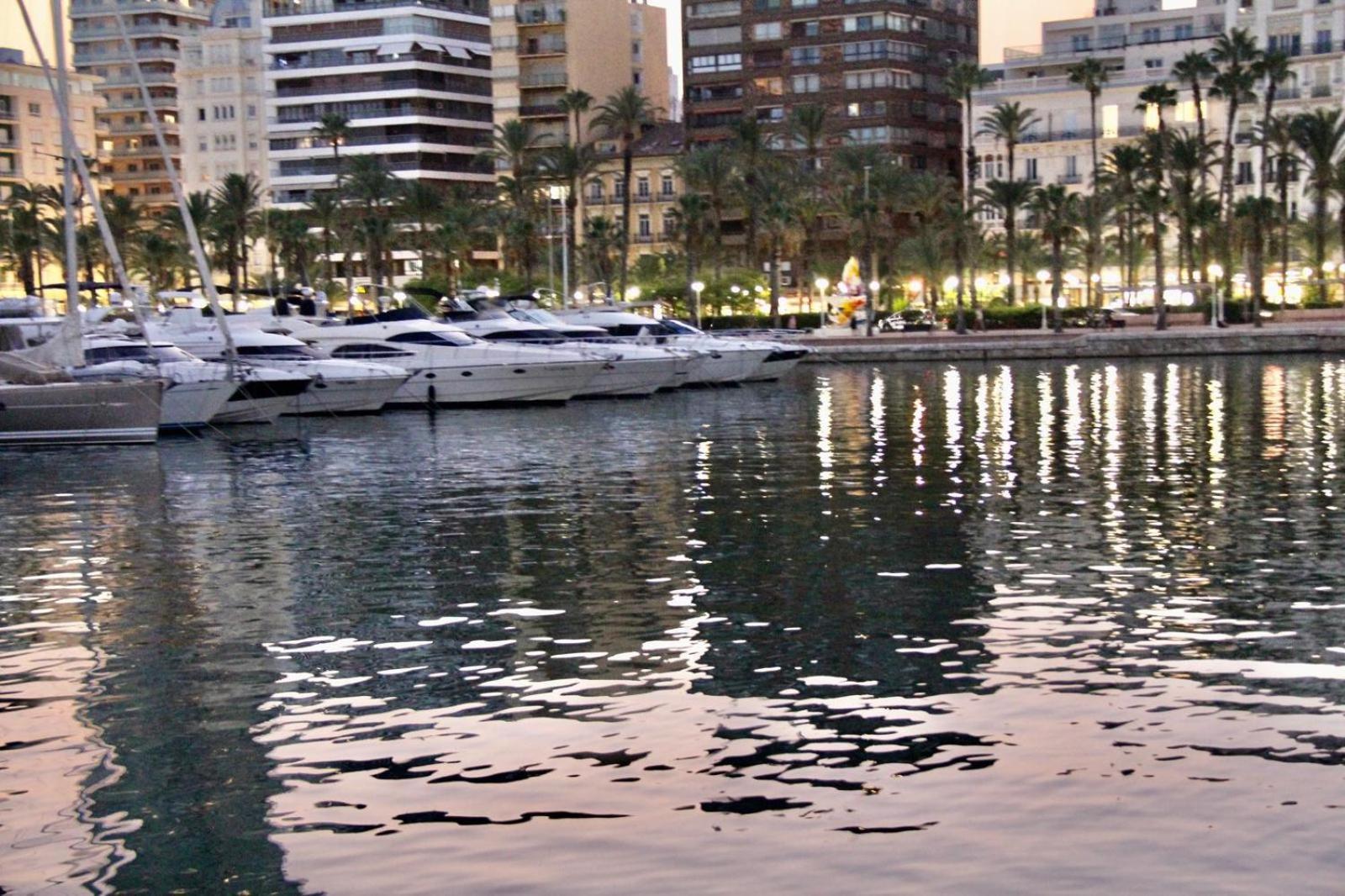 Bs Luxury Estate El Campello公寓 外观 照片